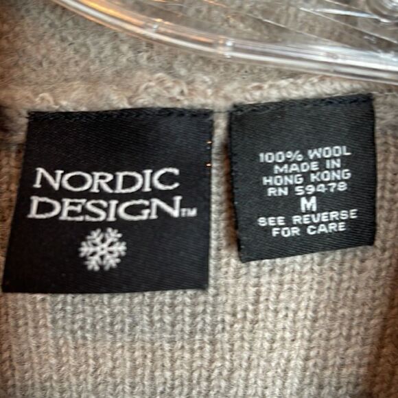 Nordic Design Beige and Black 100% Wool Toggle Closure Cardigan. Size Medium. - Picture 5 of 8